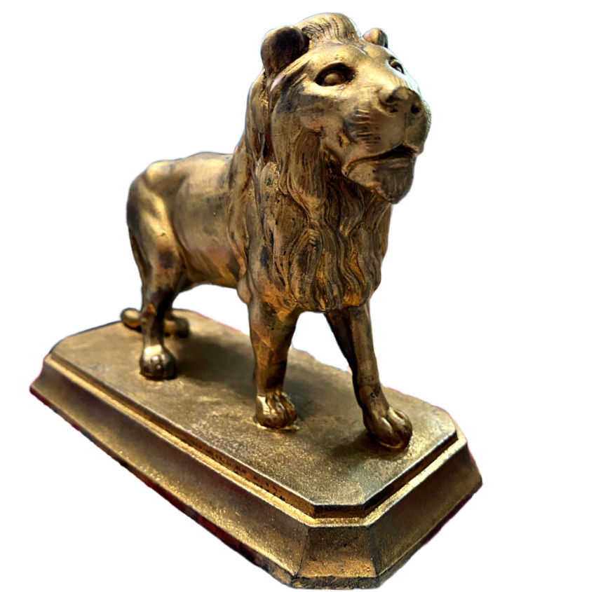 lion presse papier, gilded metal lion, antique paperweight, French desk accessory, French lion sculpture, gilt metal paperweight, library décor, gentleman’s office, collectible lion, French decorative object, antique gilt figure
