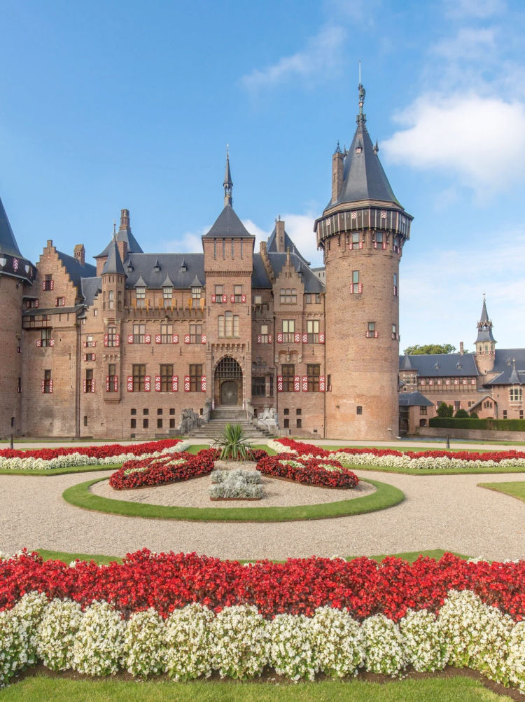Discover Castle de Haar in the Netherlands