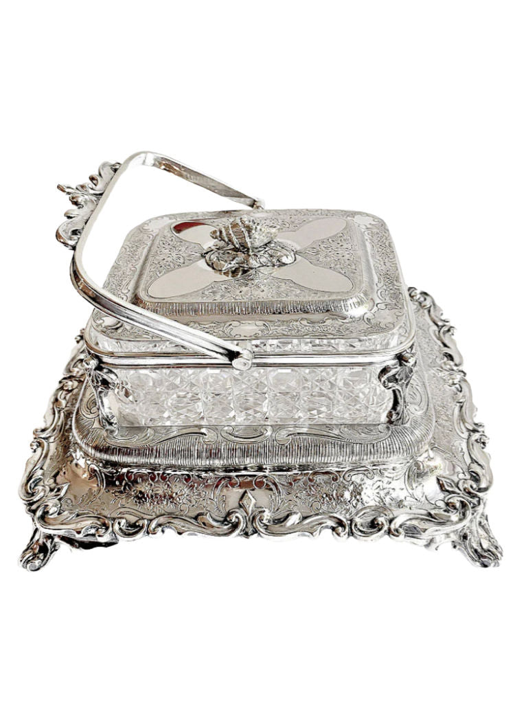 The Secret Life of Antiques: Antiques at the Table