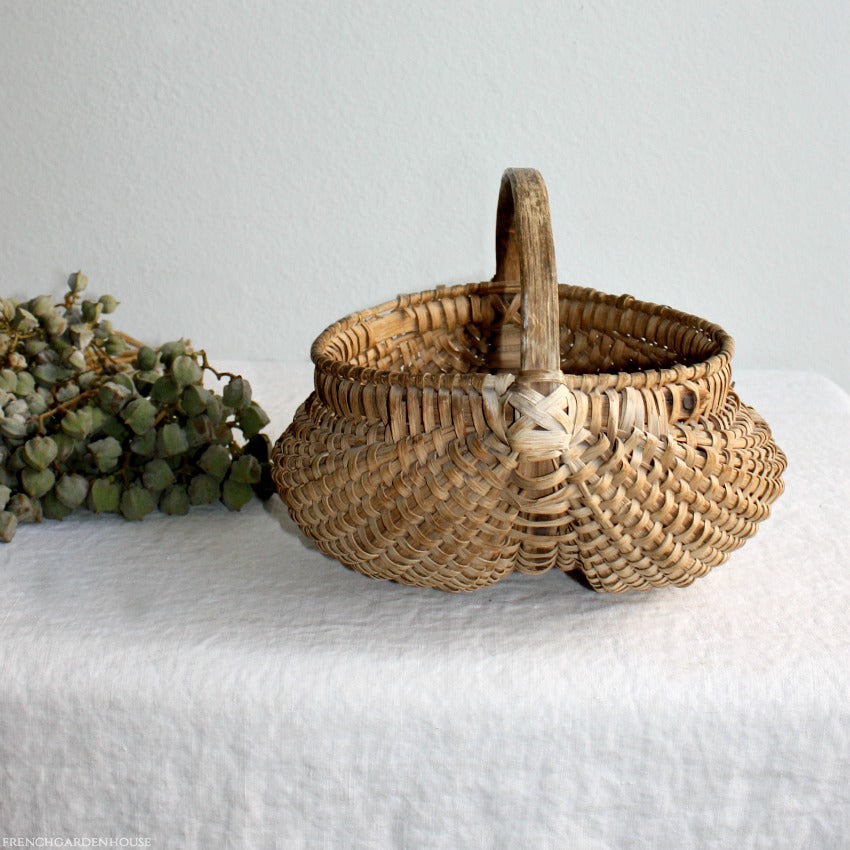 Vintage Buttocks Woven Basket w shops Handle