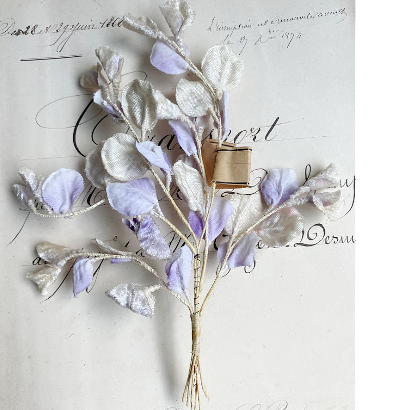 1940&#39;s Lavender Sweet Pea Spray