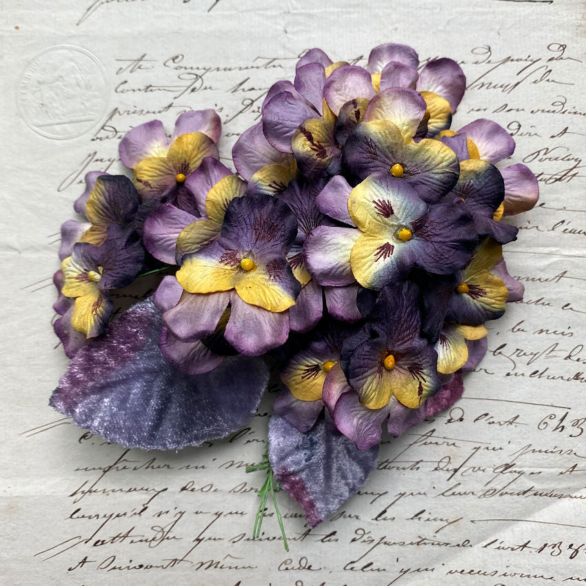 1940&#39;s Purple Pansies Millinery Bouquet