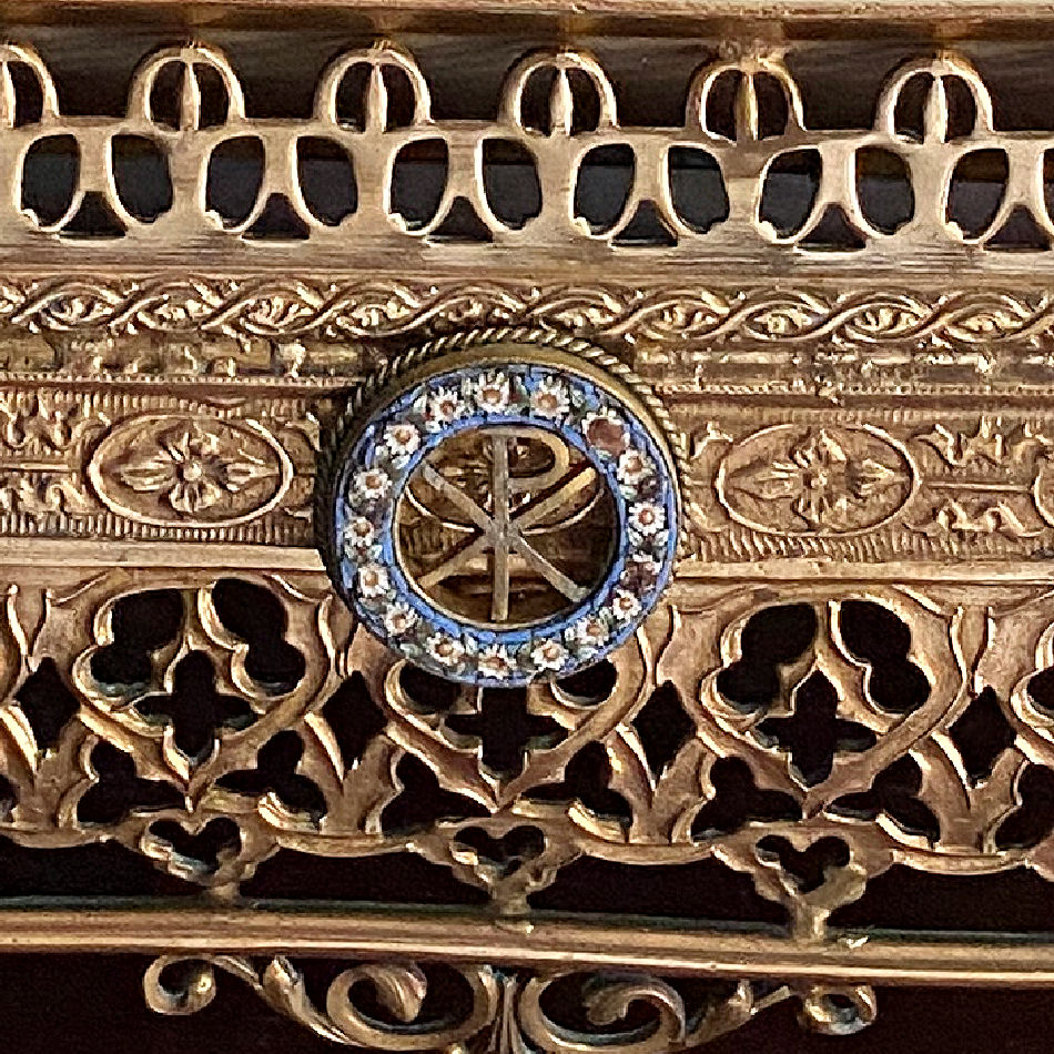 Adjustable gilt brass book support on a 19th century French Napoleon III porte-livre gilt