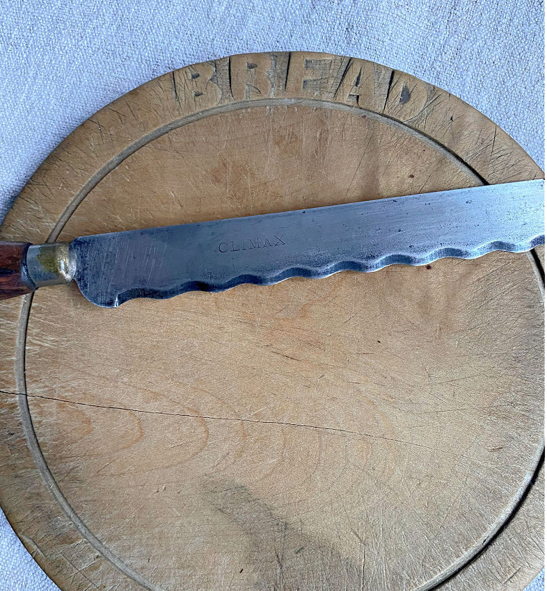 Decorative Antique Pine Wood Bread Plate & Knife