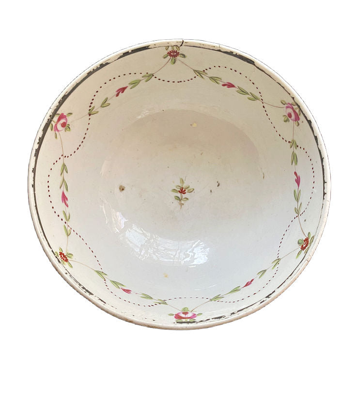 Antique Chinese Export Bowl in Famille Rose Palette