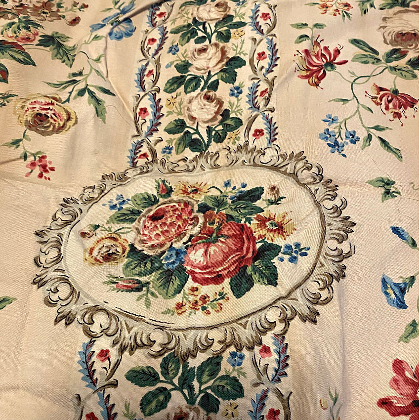Antique French Chateau Large Rose Bouquets Cutter Fabric