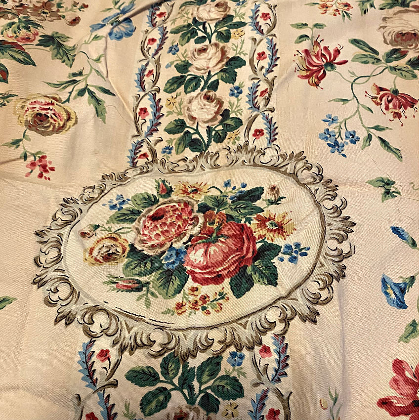 Antique French Chateau Large Rose Bouquets Cutter Fabric