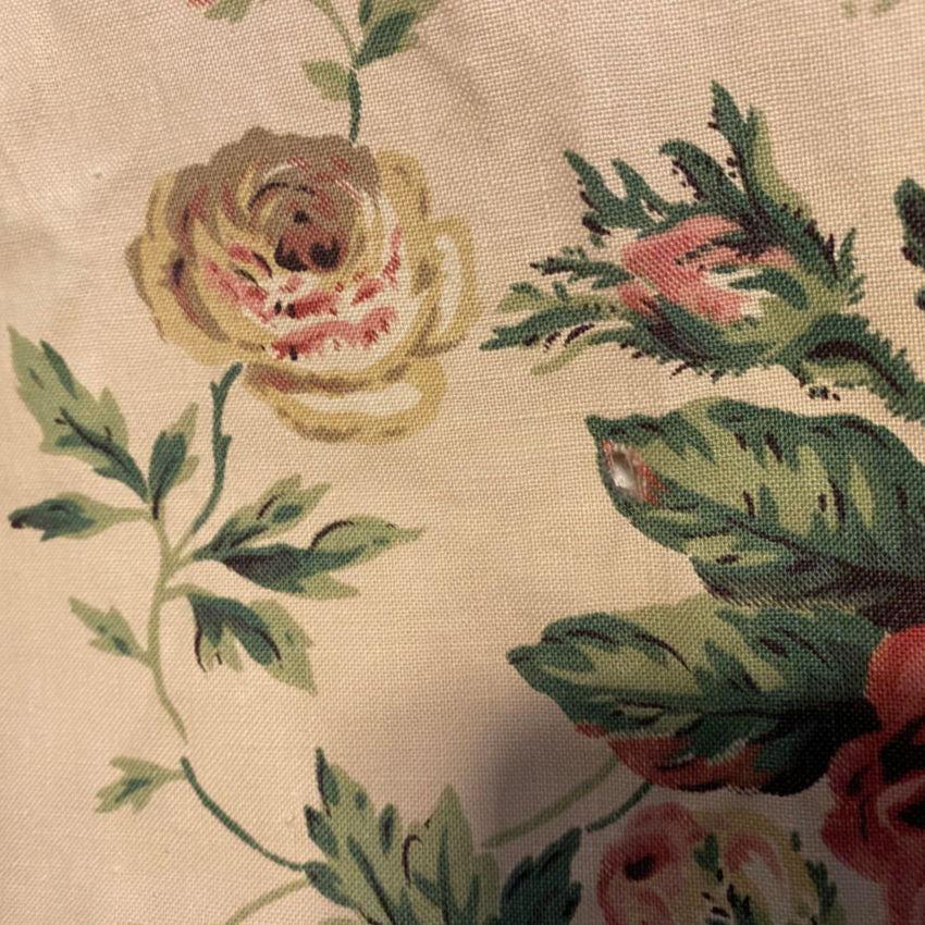 Antique French Chateau Large Rose Bouquets Cutter Fabric