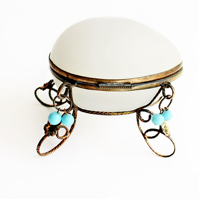 Antique French Palais Royal opaline glass egg box with subtle blue accents, Napoleon III, 19th century, gilt bronze stand, Grand Tour collectible.
