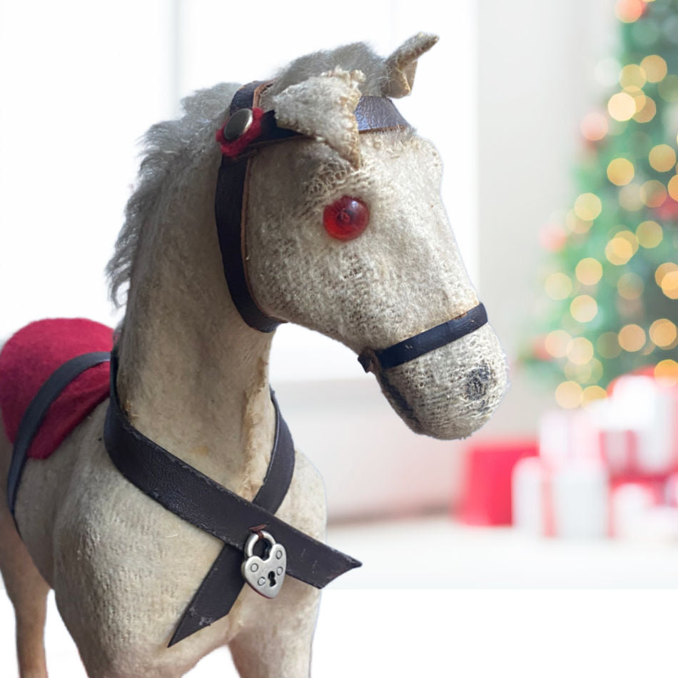 Early 1900&#39;s Cream Horse Pull Toy on Platform with Wheels