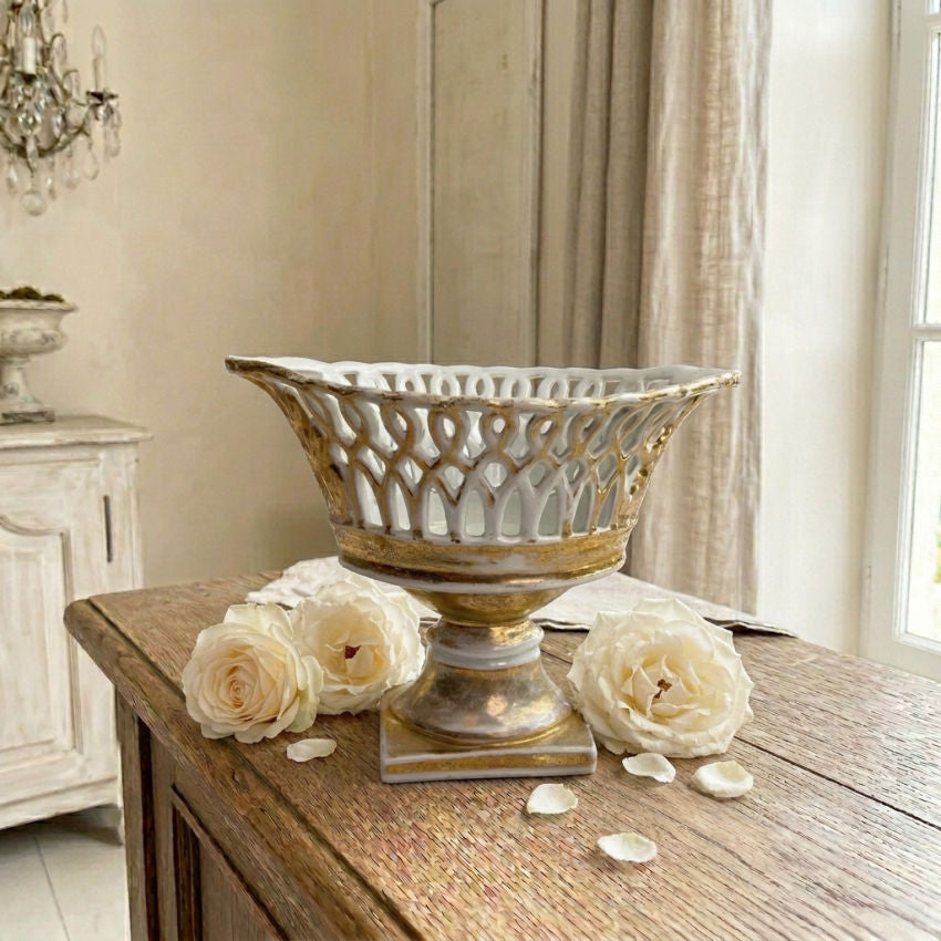 Antique Vieux Paris openwork porcelain basket with gilding with garden roses