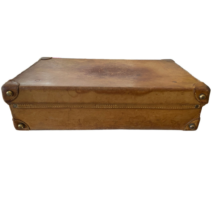 bottome view of gentleman’s travel case Ralph Lauren style boutique display prop