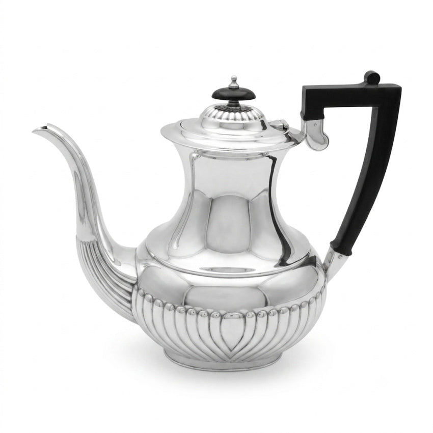1920s English teapot with bakelite handle silverplate