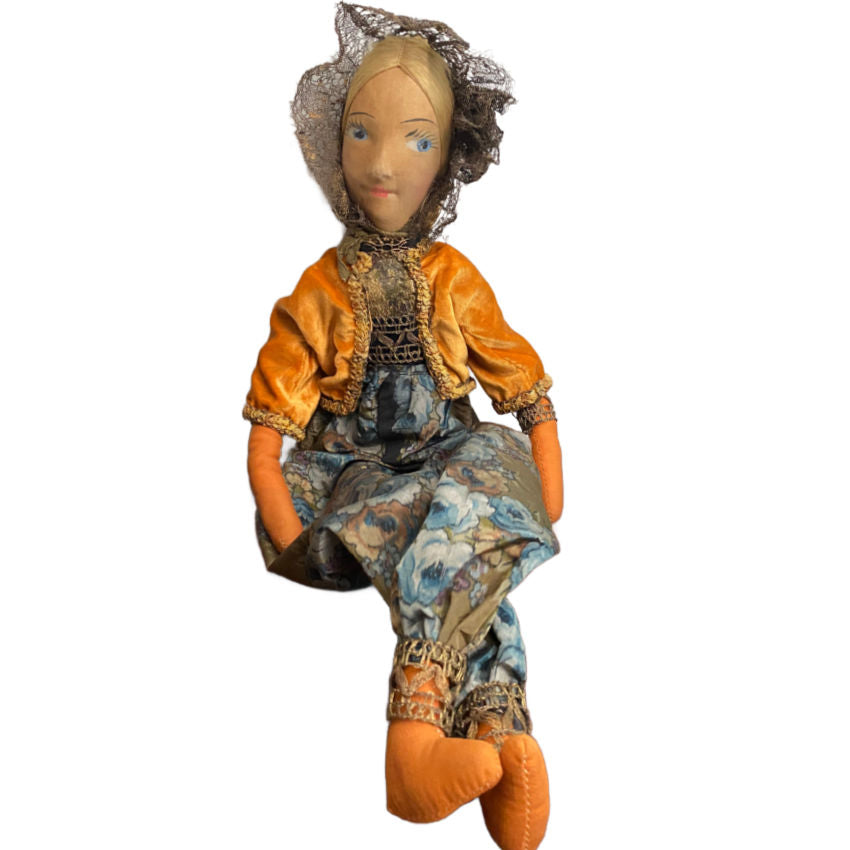 1920&#39;s Boudoir Scheherazade Salon Doll