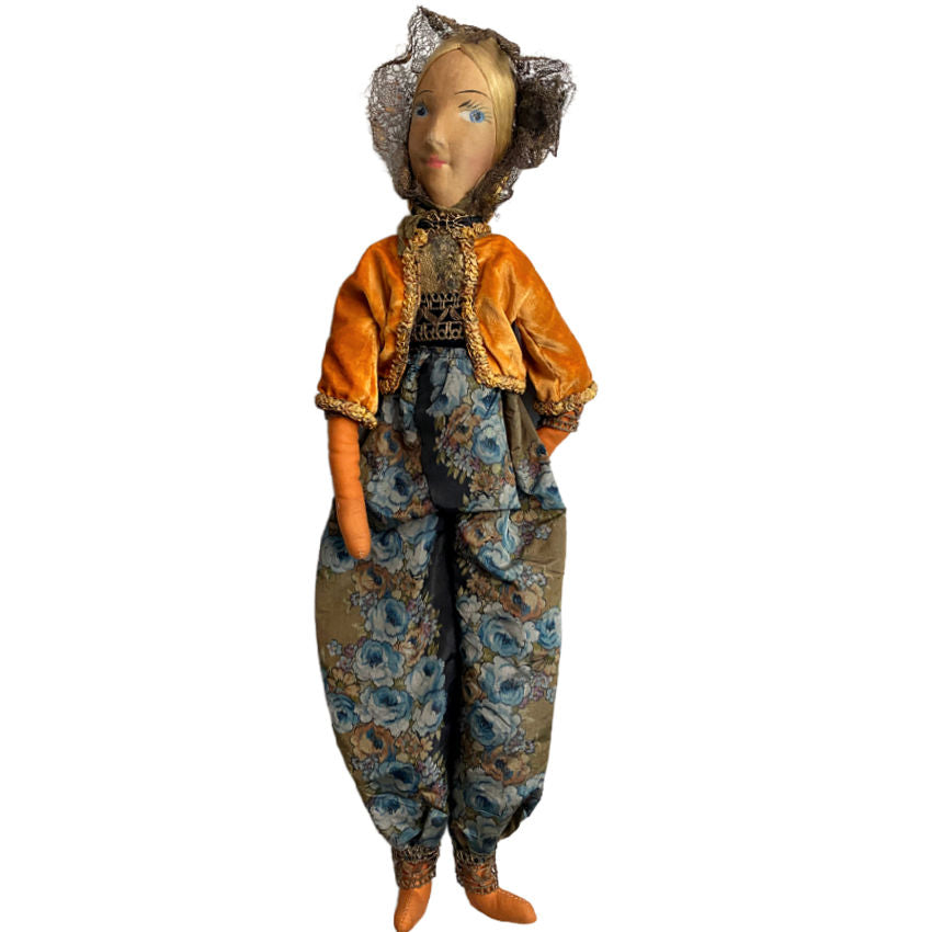 1920's Boudoir Scheherazade Salon Doll