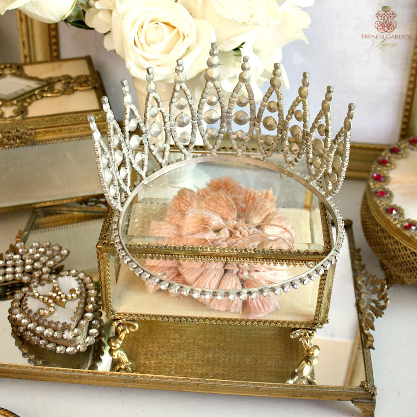 This wedding crown is a sentimental tribute to a timeless tradition of everlasting love and betrothal.