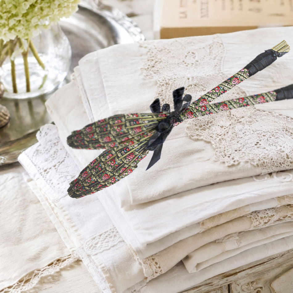 Hand woven French lavender Fuseau de Lavande wand black and pink brocade