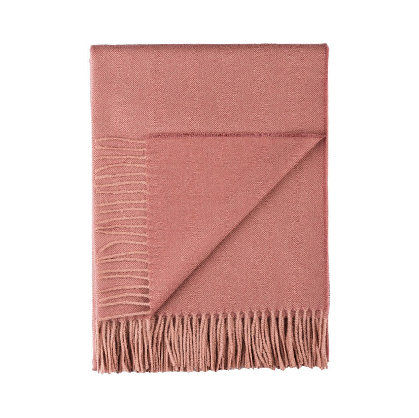 Luxury Quality - the crème de la crème of alpaca throws, it is the ultimate in softness! Lightweight, for your sofa, or as a luxury travel blanket.