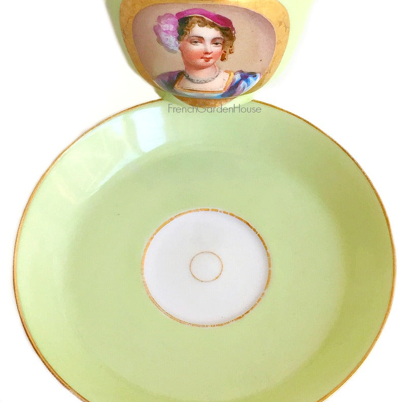 Antique French Sevres Vieux Paris porcelain saucer in rare apple green with gilt accents. A charming collectible from a European estate, perfect for antique French porcelain enthusiasts.