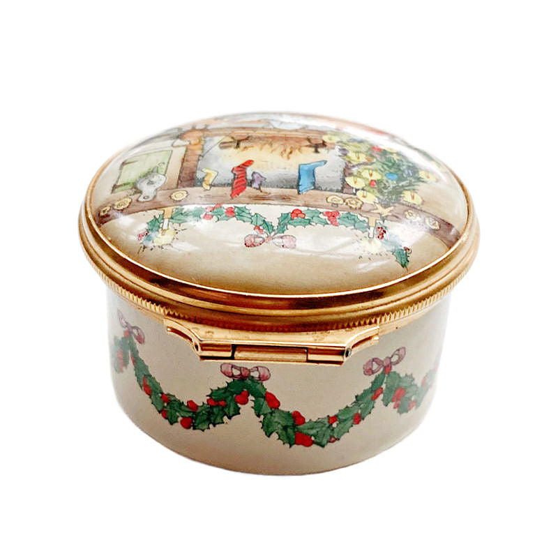 vintage Cartier box, Cartier enamel pill box, French luxury collectible, vintage Cartier England, enameled round box, Cartier keepsake box, Parisian chic, vintage French gift, collectible pill box, Cartier vintage jewelry box, gold enamel Cartier box, French luxury décor