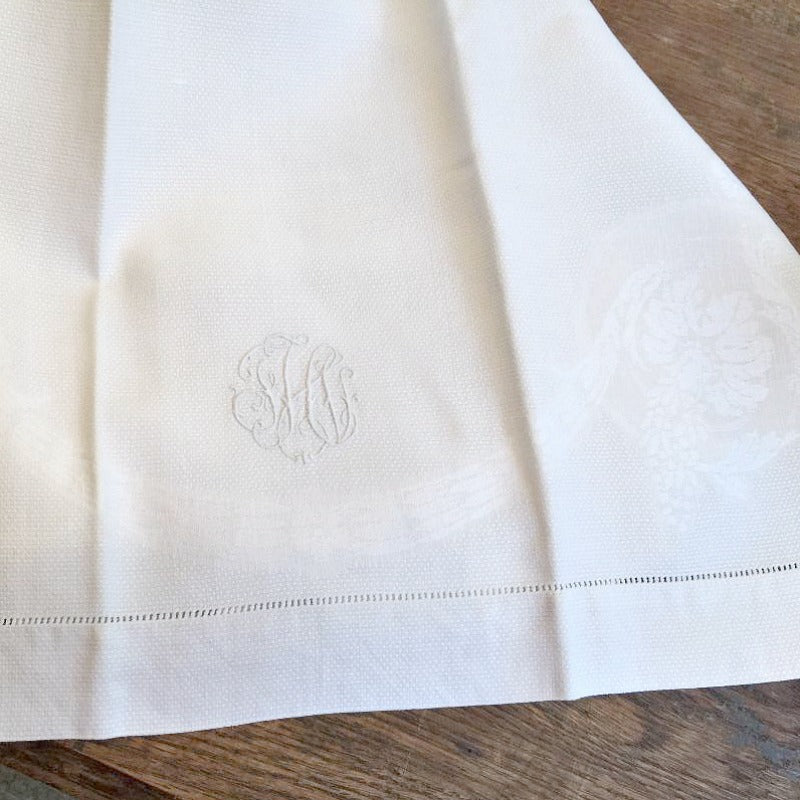 Antique Pique White Guest Towel F H I