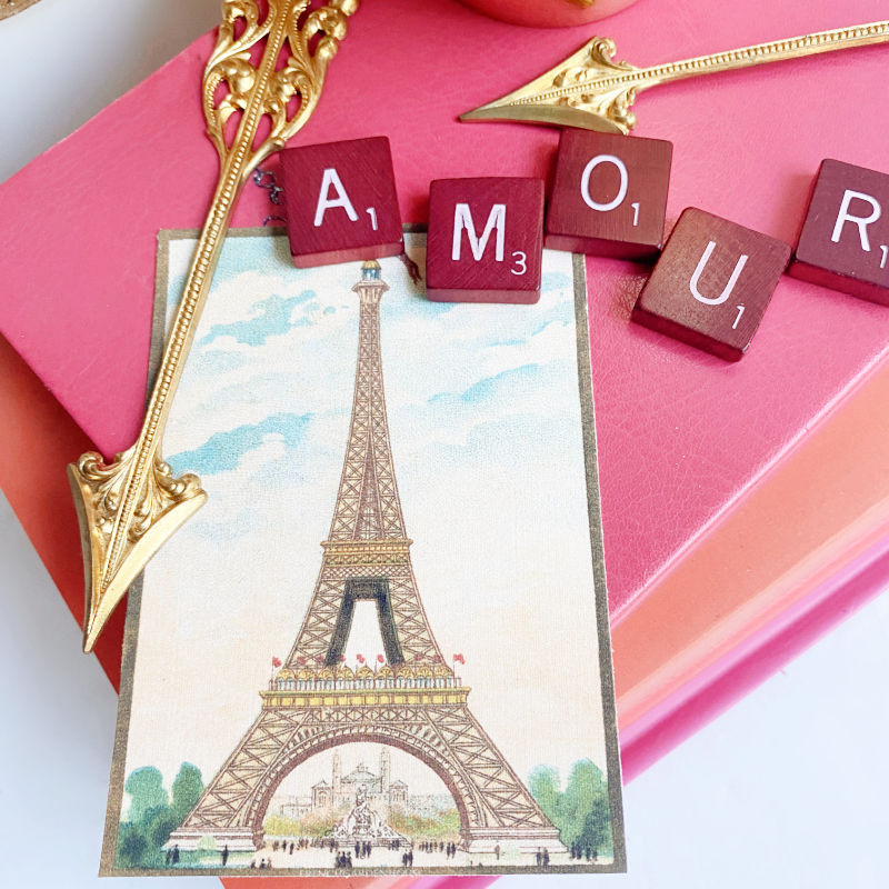 French amour letters and Eiffel card