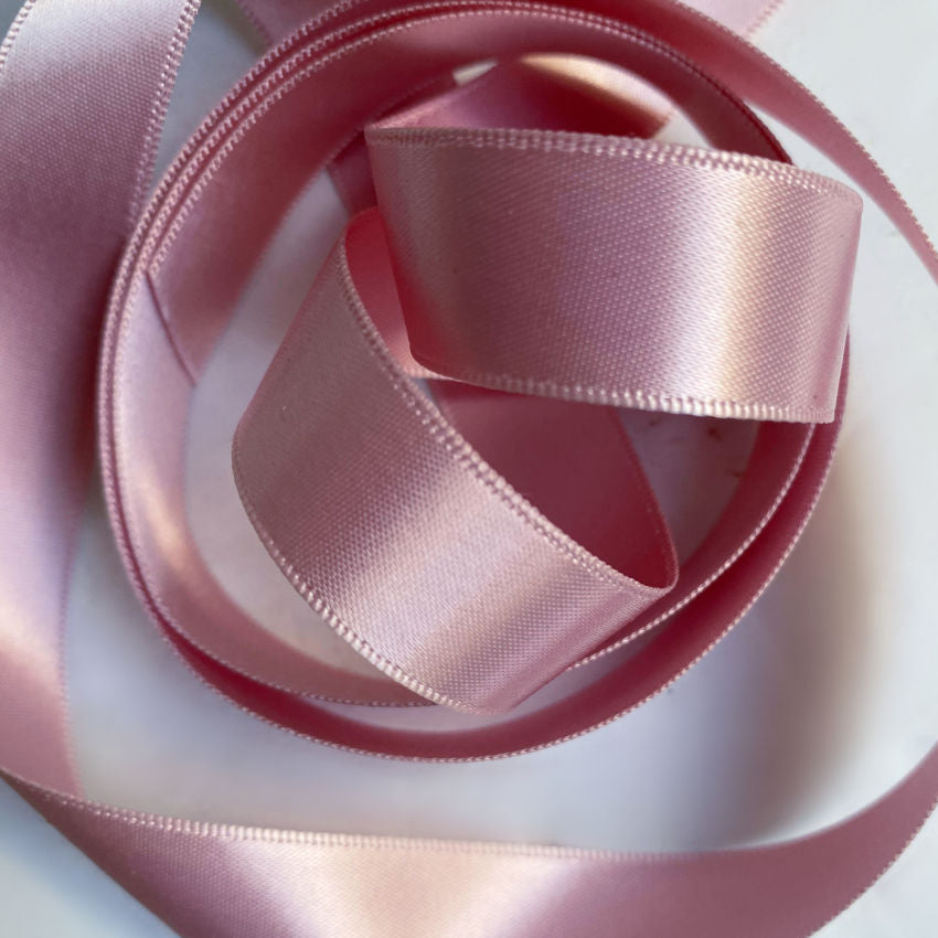 1930's Vintage French Taffeta Satin Ribbon 5/8" Mauve