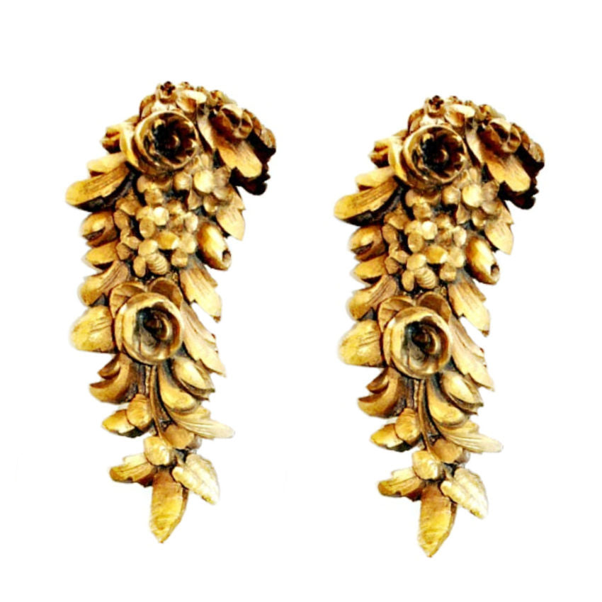 Antique Maison de Maitre Gilt Wood Hand Carved Roses Curtain Tie Back Pair