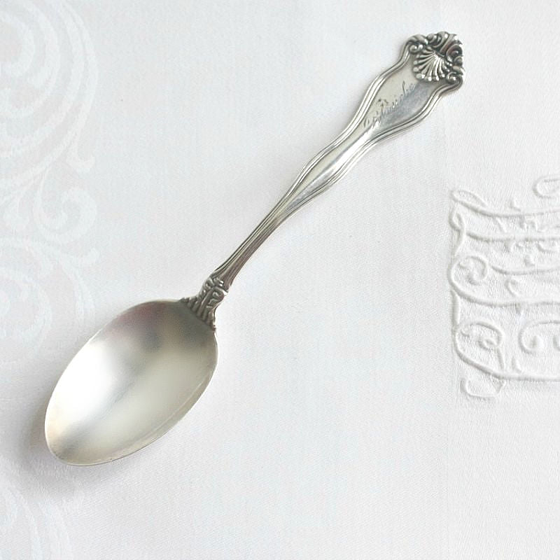 Antique Estate Sterling Five O'clock Tea Spoon with Shell