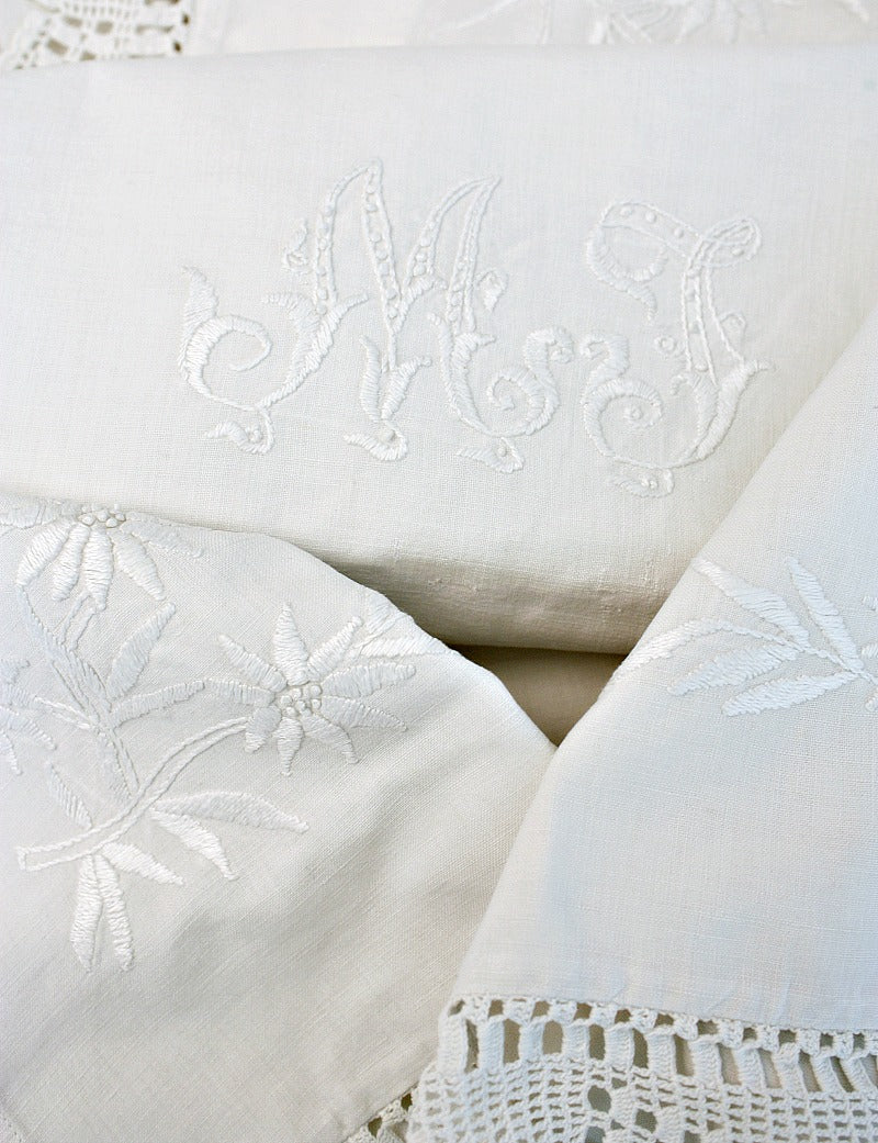 2 Stunning Antique Linen Pillow Shams Monogrammed M J