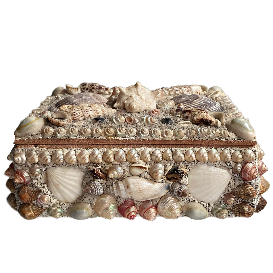 1940s Decorative Shellwork Box
