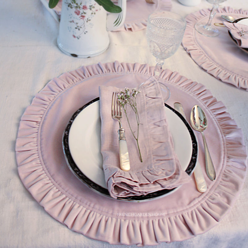 Pink Rose Velvet Ruffled Placemat