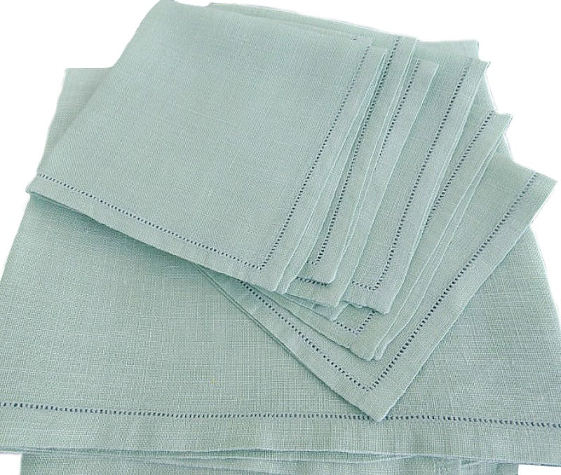 Vintage Pale Green Linen Tea Tablecloth with Napkin Setting for 4