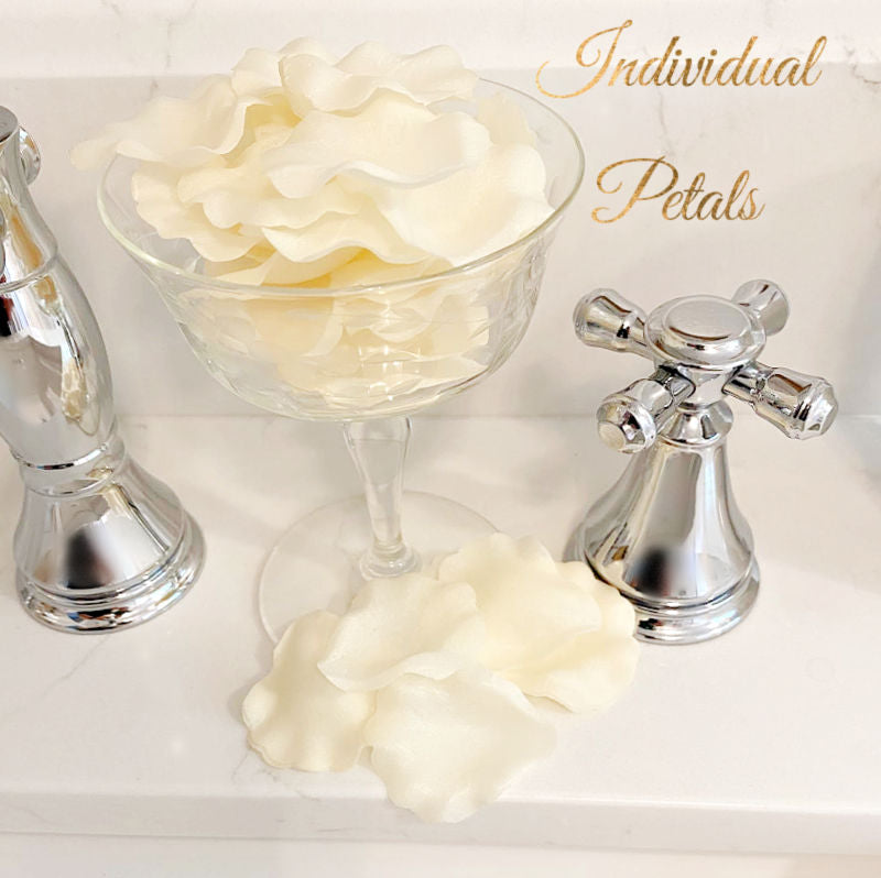 French Gardenia Rose Soap Petals Gift Box – Elegant Floral Bath Indulgence