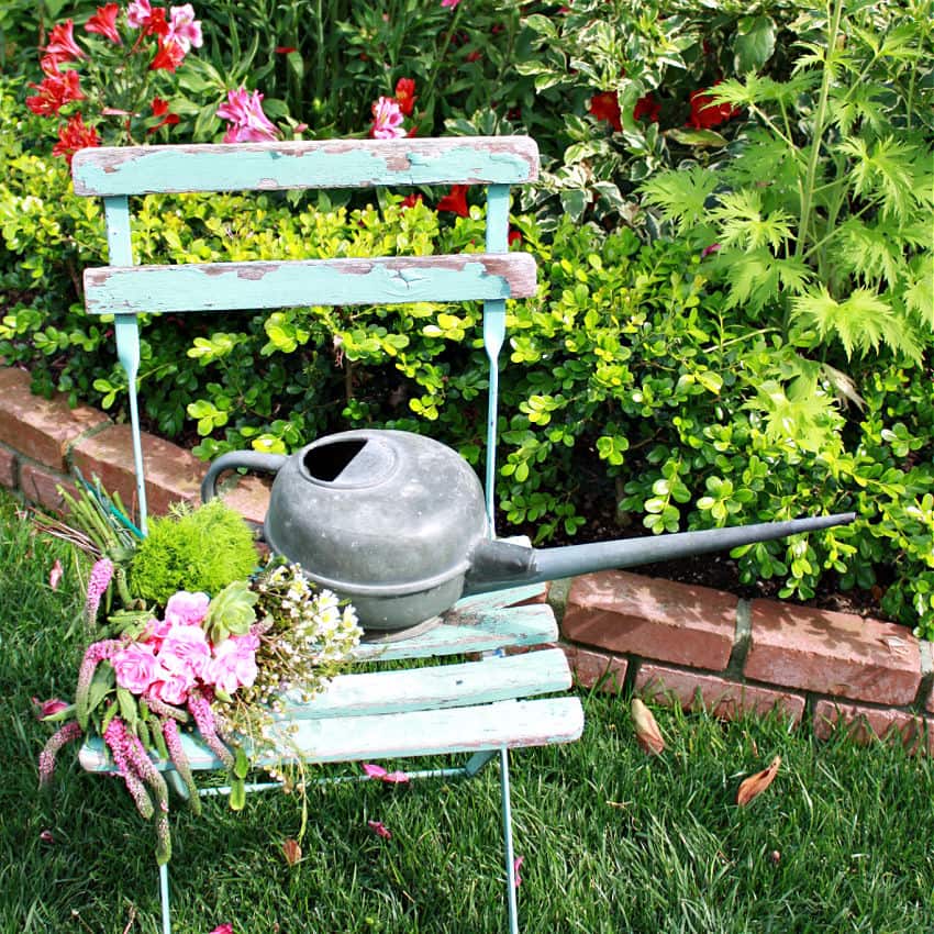 Antique Country Garden Round Watering Can