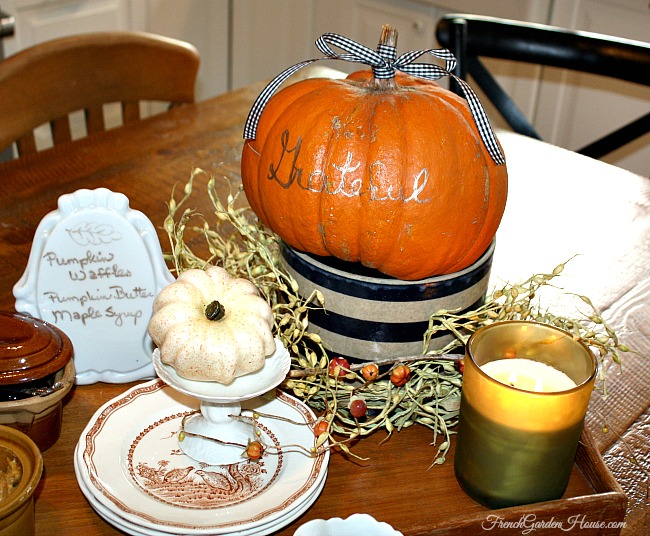 Harvestbreakfastpumpkintray