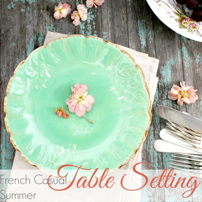 FRENCH CASUAL SUMMER TABLE SETTING