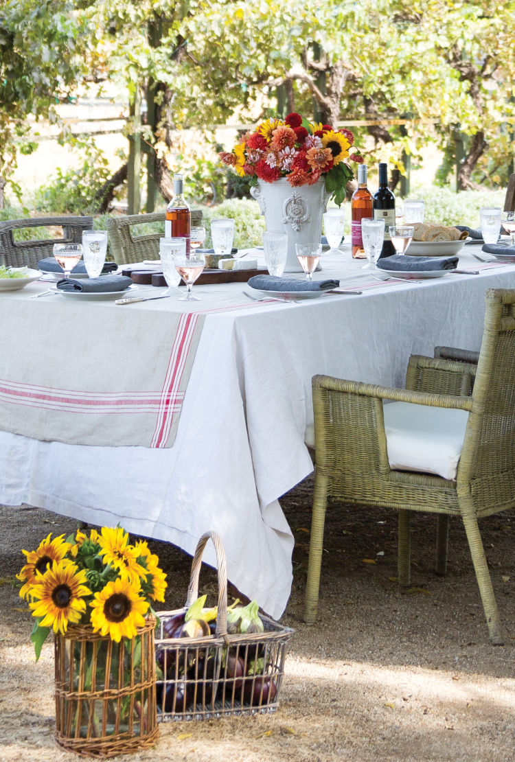 Provence France Country tablesetting