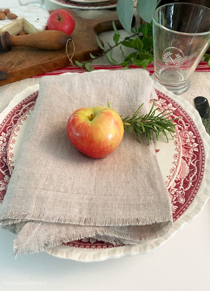 pompom olivier napkins