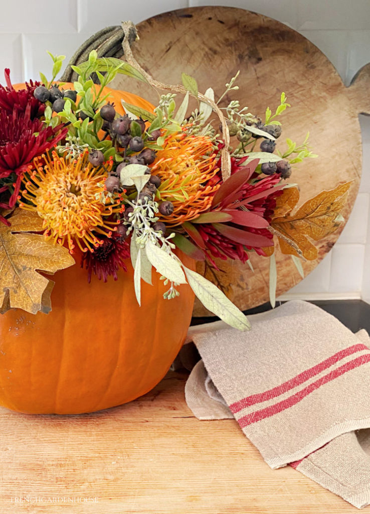 how to make a pumpkin flower arrangement