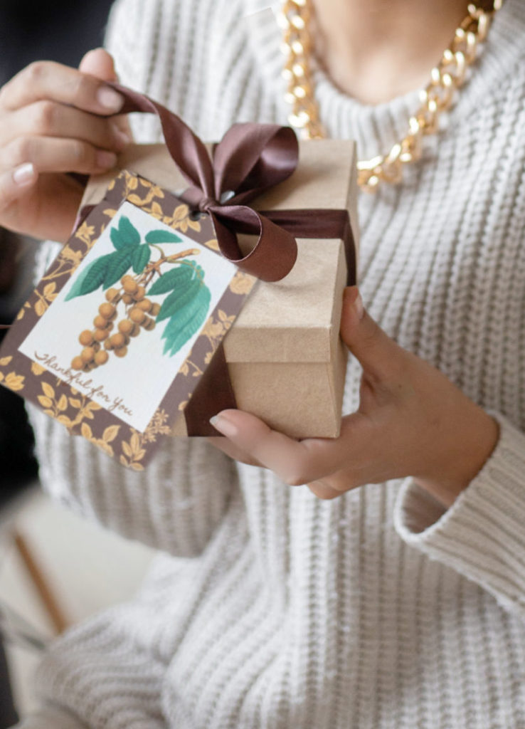 Guide to Beautiful Gift Wrap Ideas