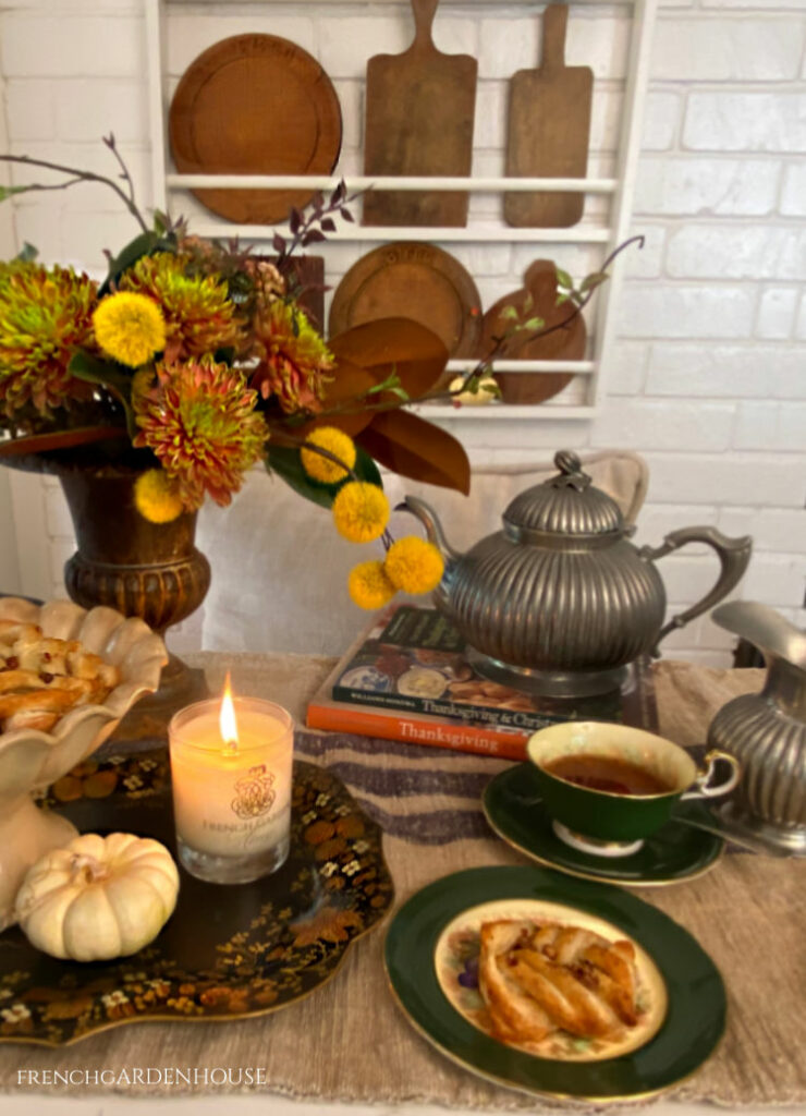 Thanksgiving tea time