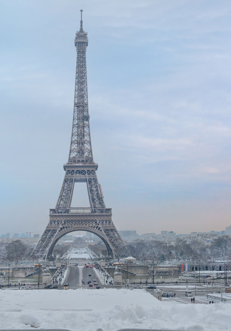 Visit Paris in Winter