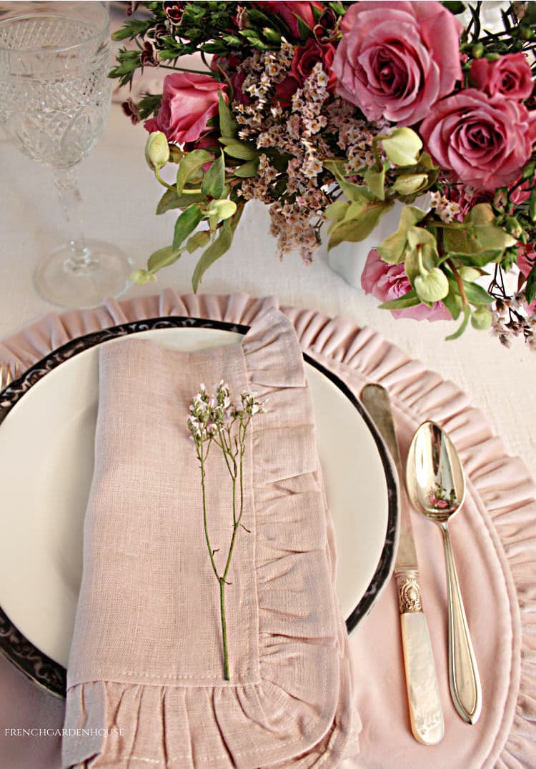 pink Spring Table setting