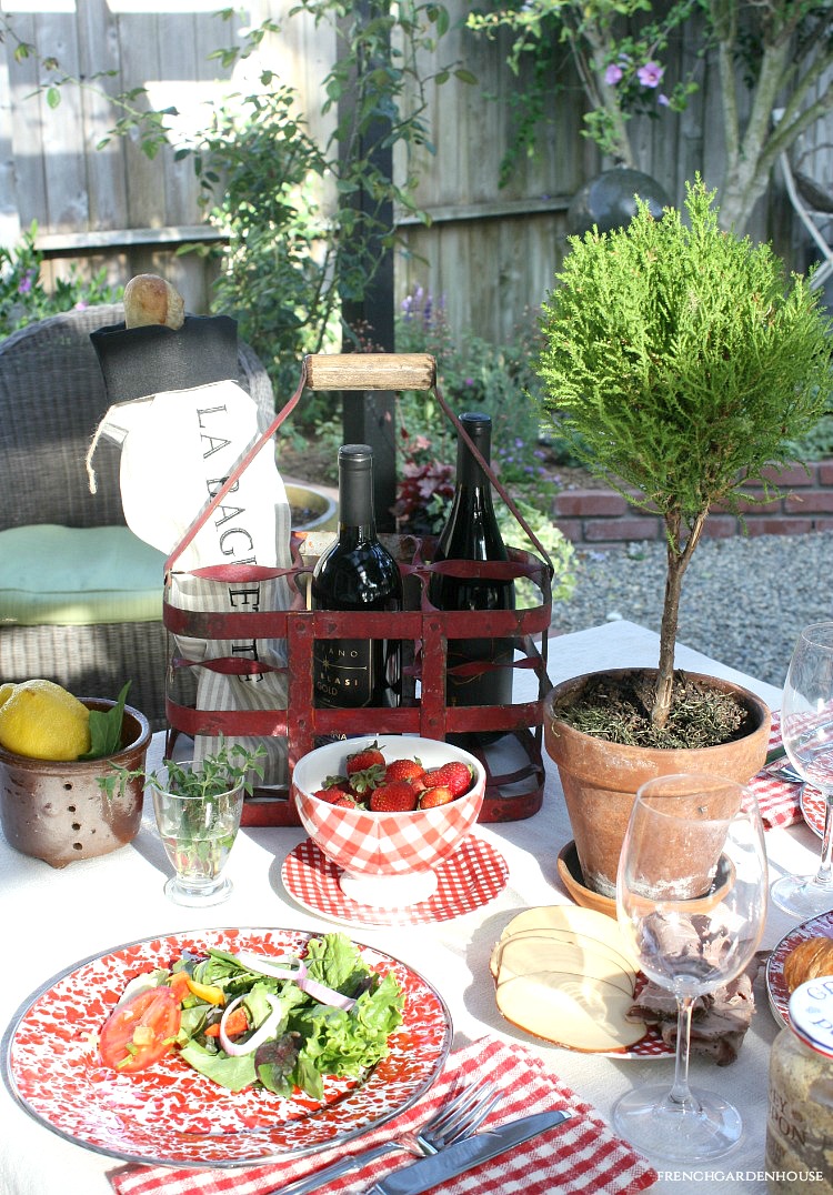 french table setting