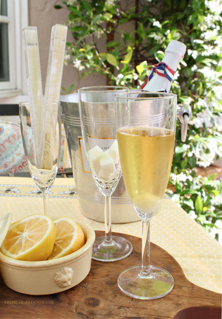 Make an Elegant French 75 Cocktail