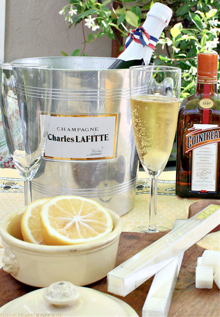 Make an Elegant French 75 Cocktail