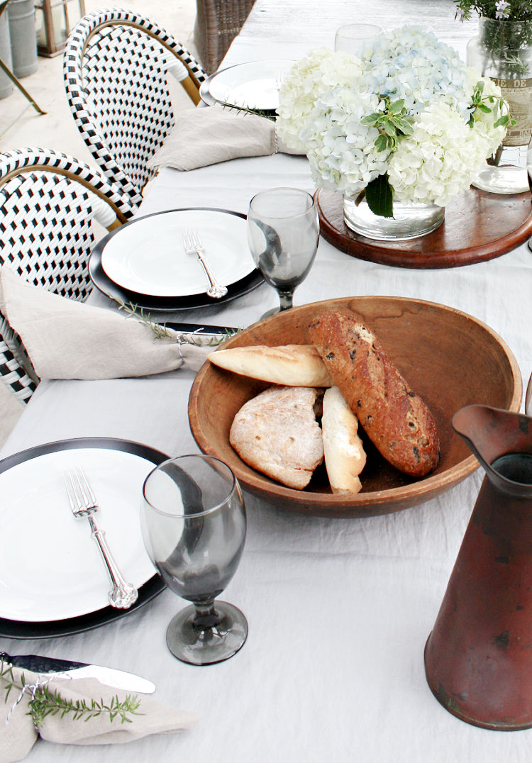 Host a Memorable Dinner Party