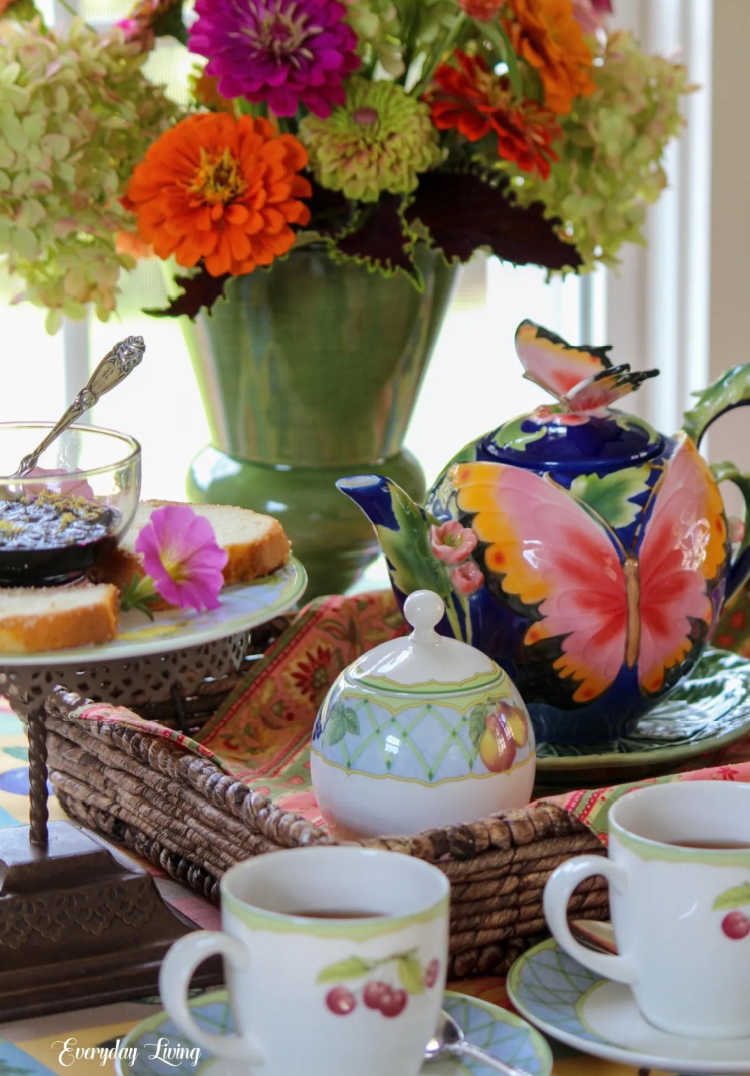 autumn tea table