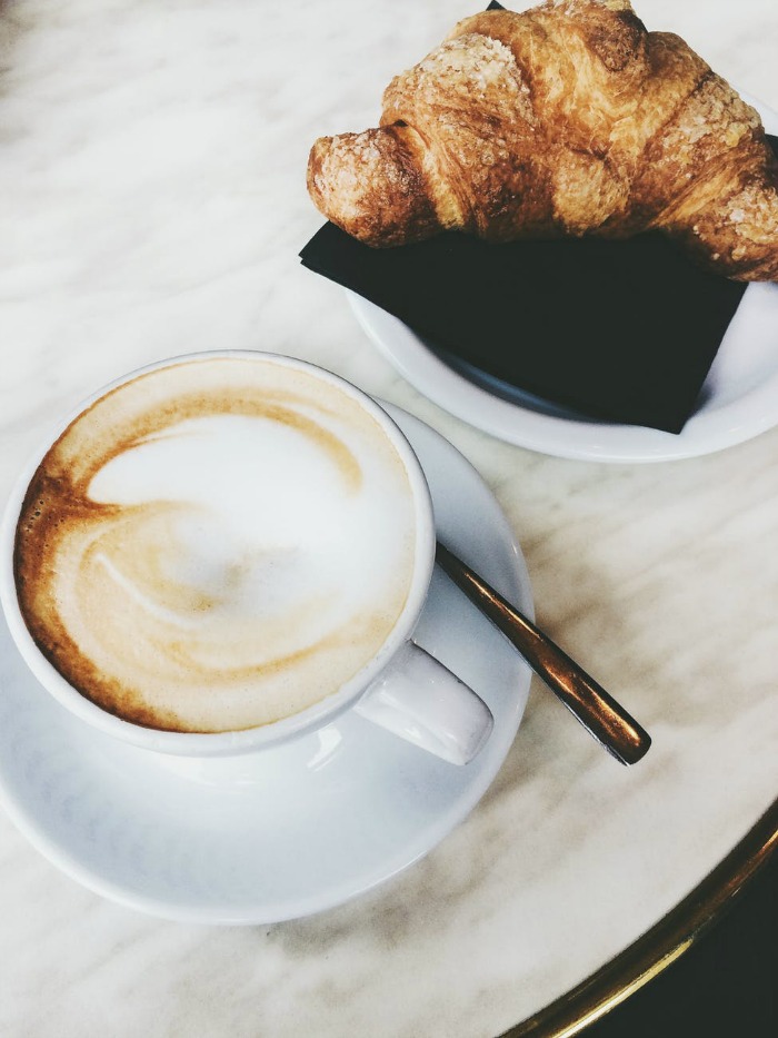 FAVORITE COFFEE SHOPS IN PARIS